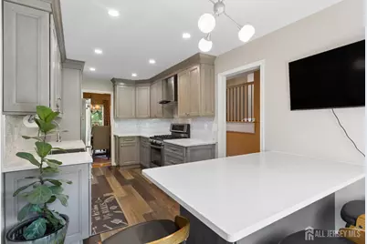 41 Kingsland Circle, South Brunswick Township, NJ 08852 - Photo 13