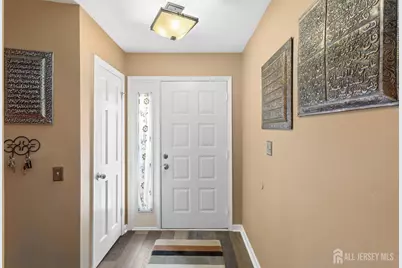 41 Kingsland Circle, South Brunswick Township, NJ 08852 - Photo 5