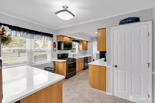 2 Coldspring Rd, Freehold Township, NJ 07728 - Photo 19