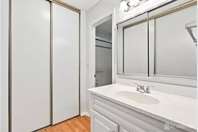 392-B Hystrix Plaza, Monroe Township, NJ 08831 - Photo 19