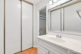 392B Hystrix Plaza, Monroe Township, NJ 08831 - Photo 19