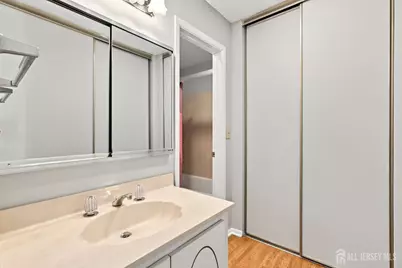392-B Hystrix Plaza, Monroe Township, NJ 08831 - Photo 23