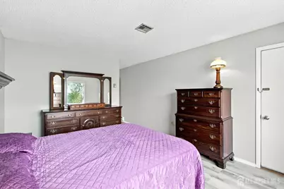 392-B Hystrix Plaza, Monroe Township, NJ 08831 - Photo 17
