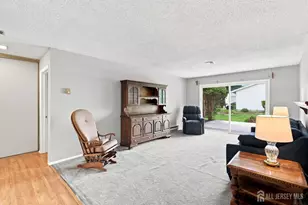 392B Hystrix Plaza, Monroe Township, NJ 08831 - Photo 9