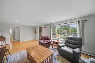 409 Ridge Rd, South Brunswick Township, NJ 08810 - Photo 9