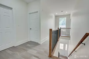 90 S Hyde Ave S, Iselin, NJ 08830 - Photo 31