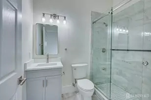 90 S Hyde Ave S, Iselin, NJ 08830 - Photo 29