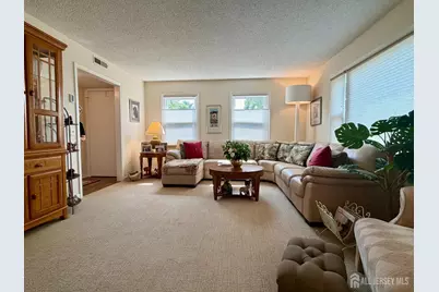 653 Yorktown Lane #B, Monroe Township, NJ 08831 - Photo 3