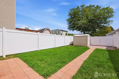 211 S 8th Avenue, Manville, NJ 08835 - Photo 29