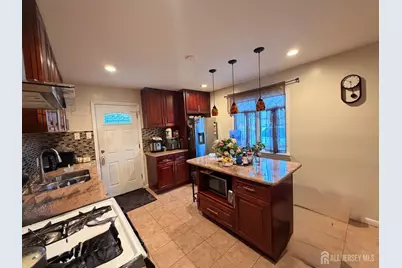 36 Cambridge Road, Edison, NJ 08817 - Photo 9