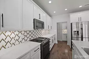 47 Begonia Ln, Monroe Township, NJ 08831 - Photo 13