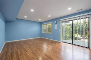 3003 N Oaks Blvd N, North Brunswick Township, NJ 08902 - Photo 21
