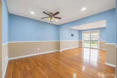 3003 N Oaks Boulevard N, North Brunswick Township, NJ 08902 - Photo 9