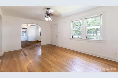 18 Cypress Street, Carteret, NJ 07008 - Photo 7