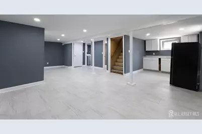 18 Cypress Street, Carteret, NJ 07008 - Photo 27