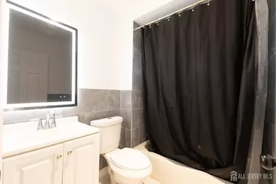 18 Cypress Street, Carteret, NJ 07008 - Photo 17