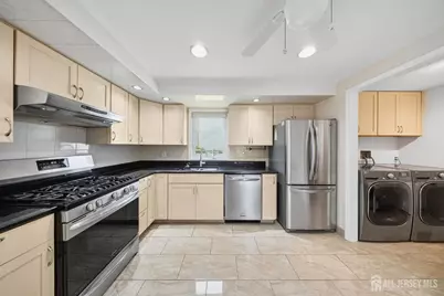 940 E Lincoln Avenue, Piscataway Township, NJ 08854 - Photo 13