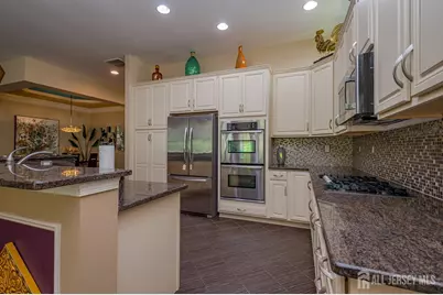 19 Troon Court, Monroe Township, NJ 08831 - Photo 9