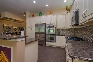 19 Troon Court, Monroe Township, NJ 08831 - Photo 9