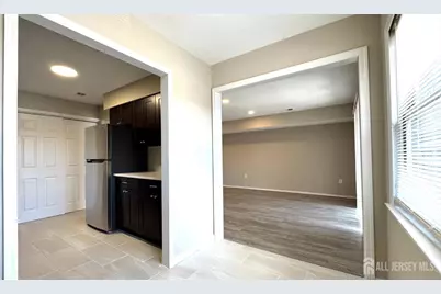 1511 Raspberry Court, Edison, NJ 08817 - Photo 9