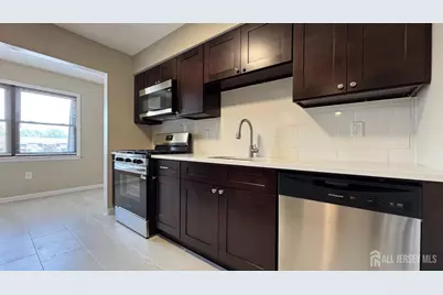 1511 Raspberry Court, Edison, NJ 08817 - Photo 7