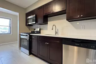 1511-A Raspberry Ct, Edison, NJ 08817 - Photo 7