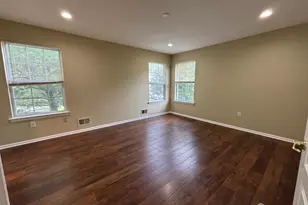 107 Amy Dr, North Brunswick Township, NJ 08902 - Photo 11