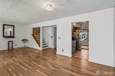 118 Magee Court, East Brunswick Township, NJ 08816 - Photo 5