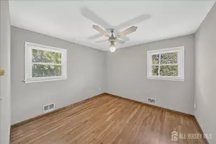 204 Marlin Dr, Fords, NJ 08863 - Photo 9