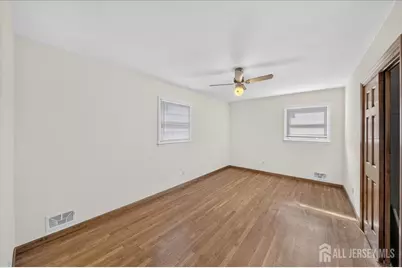 204 Marlin Drive, Fords, NJ 08863 - Photo 17