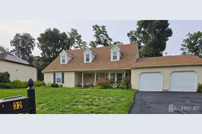 32 Silvers Lane, Plainsboro Township, NJ 08536 - Photo 1