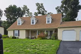 32 Silvers Ln, Plainsboro Township, NJ 08536 - Photo 1
