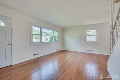 530 Wood Avenue, Iselin, NJ 08830 - Photo 9