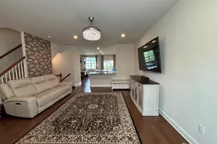 1002 Hights Farm Rd, Monroe Township, NJ 08831 - Photo 9