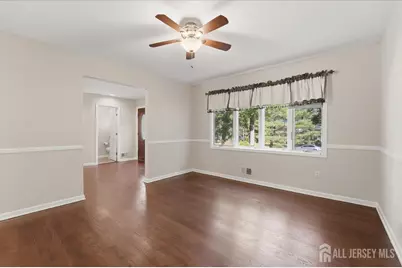 6 King Arthurs Court, Edison, NJ 08820 - Photo 5