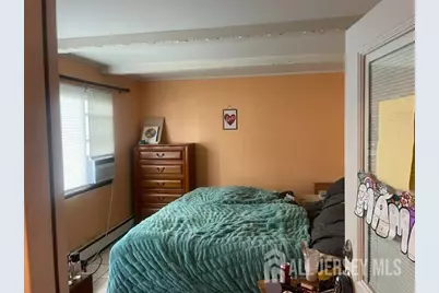 84 E Laurel Street E, Port Reading, NJ 07064 - Photo 11