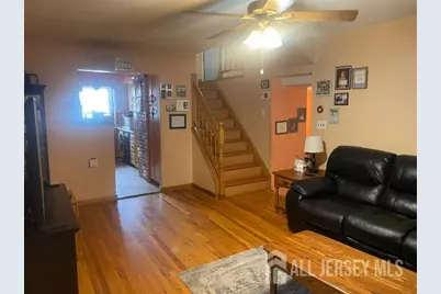 84 E Laurel Street E, Port Reading, NJ 07064 - Photo 21
