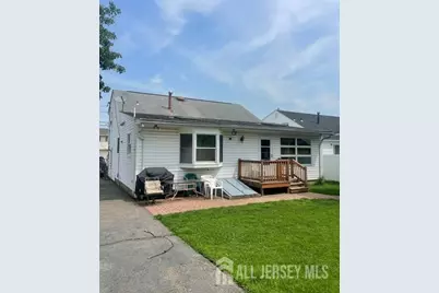 84 E Laurel Street E, Port Reading, NJ 07064 - Photo 25