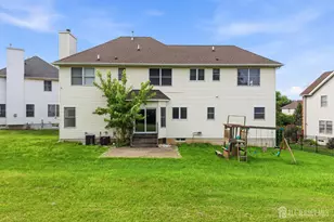 33 Melbloum Ln, Edison, NJ 08837 - Photo 31