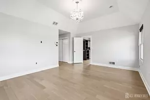 33 Melbloum Ln, Edison, NJ 08837 - Photo 15