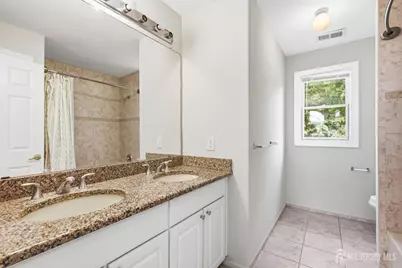 33 Melbloum Lane, Edison, NJ 08837 - Photo 25