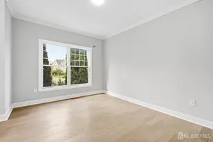 33 Melbloum Ln, Edison, NJ 08837 - Photo 11