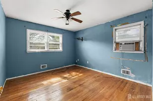 454 Plainfield Rd, Edison, NJ 08820 - Photo 17
