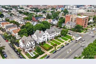 137 Livingston Avenue, New Brunswick, NJ 08901 - Photo 5