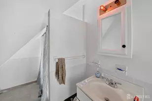 137 Livingston Ave, New Brunswick, NJ 08901 - Photo 35
