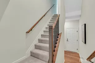 610 Sadie Cir, New Brunswick, NJ 08901 - Photo 5