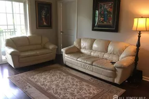 835 Liberty Ct, Piscataway Township, NJ 08854 - Photo 3
