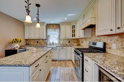 196 416 Giles Avenue, Middlesex, NJ 08846 - Photo 9