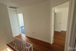 690 W Side Ave W, Perth Amboy, NJ 08861 - Photo 7