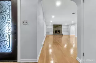 285 Highland Dr, Milltown, NJ 08850 - Photo 9